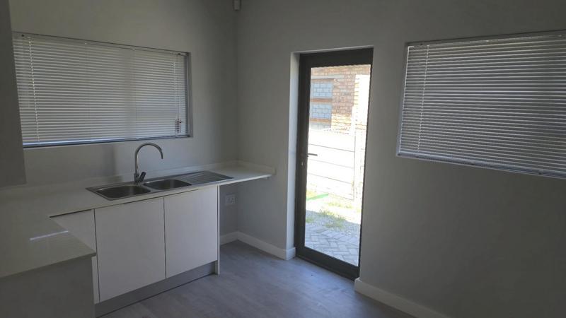 4 Bedroom Property for Sale in Franskraal Western Cape